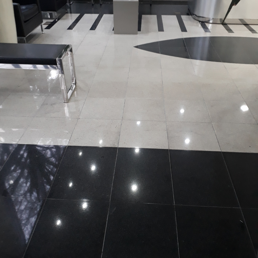 Empresa especializada em limpeza de granito